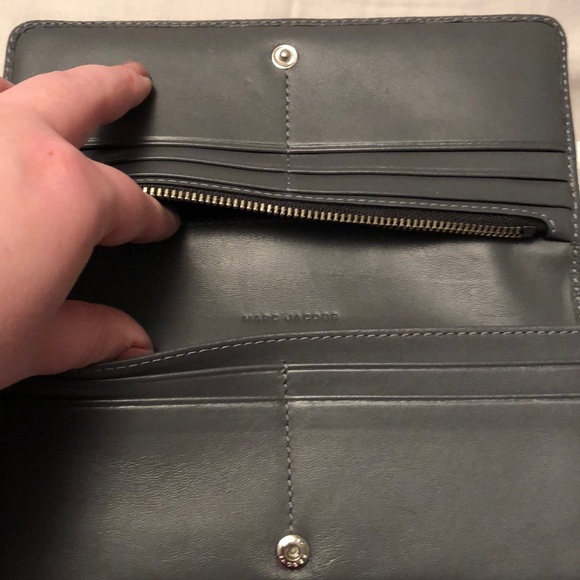 Marc Jacobs Gotham leather wallet - Picture 3 of 4